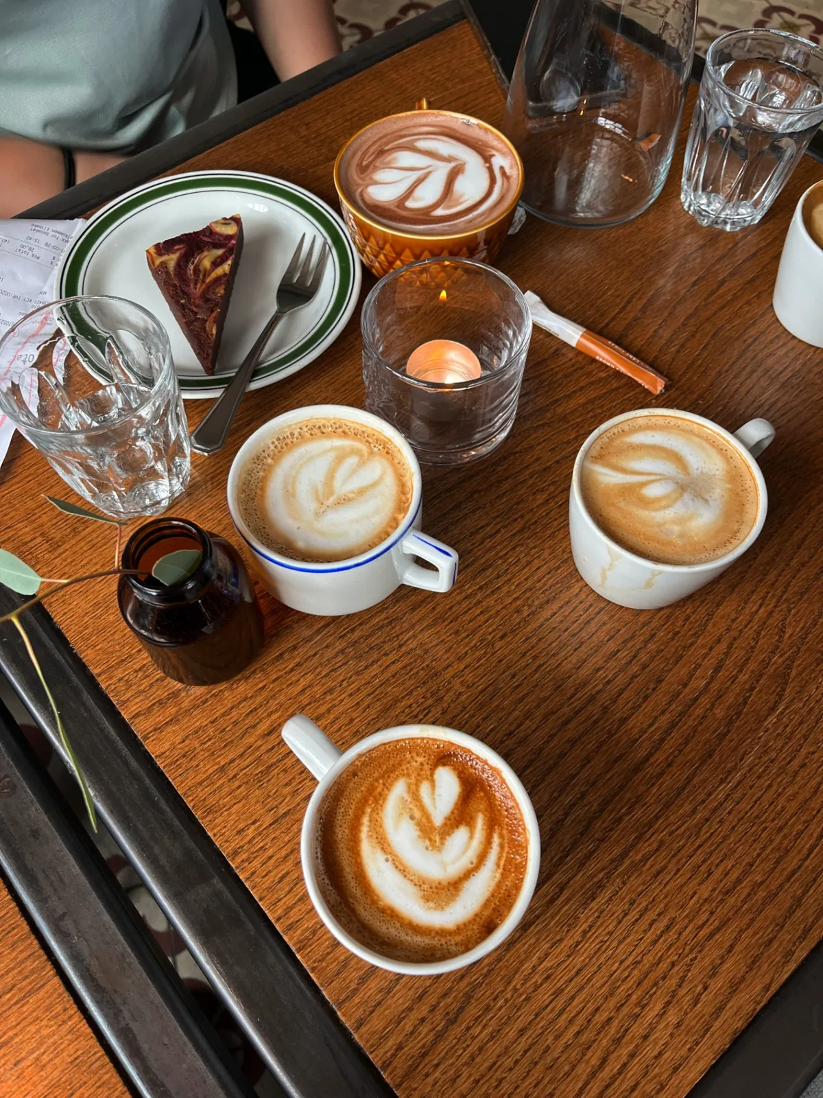coffee and cake at the cafe